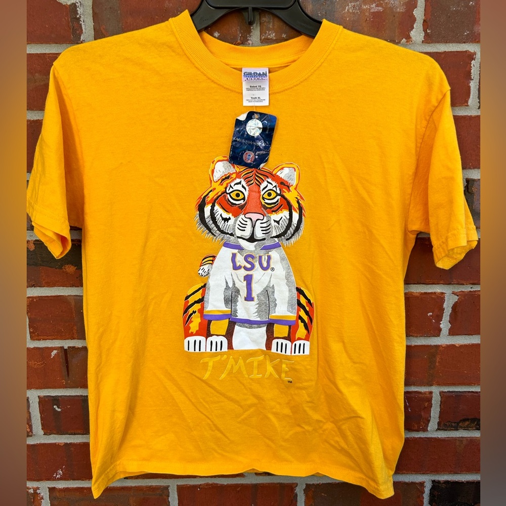 NWT NCAA Officially Licensed Gildan LSU Tigers T’Mike Youth XL Mascot T-Shirt
